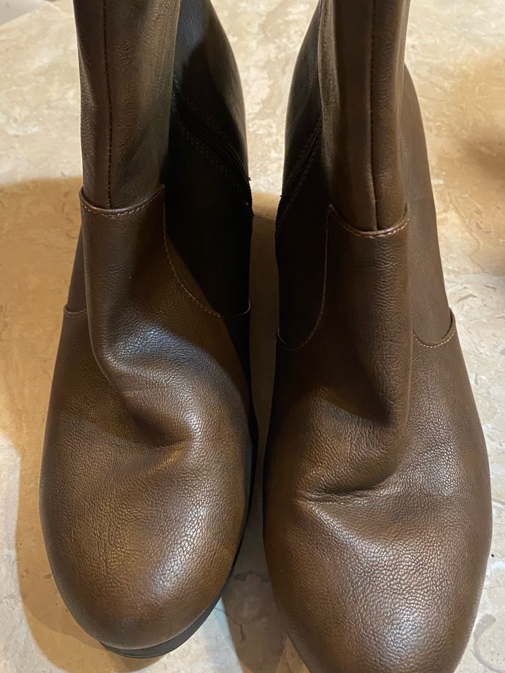 Life Stride Women's Brown Leather Ankle Booties
